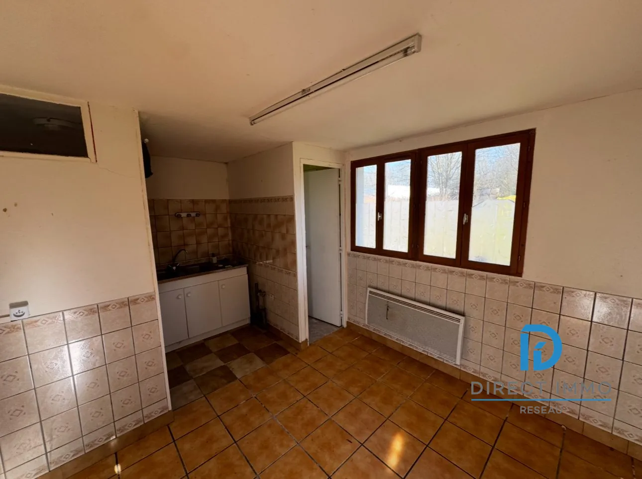 cuisine appartement 2 Immeuble de rapport à vendre à Sailly-Saillisel, potentiel locatif élevé 