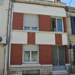 Maison de ville à Marmande avec espaces volumineux et potentiel d'aménagement