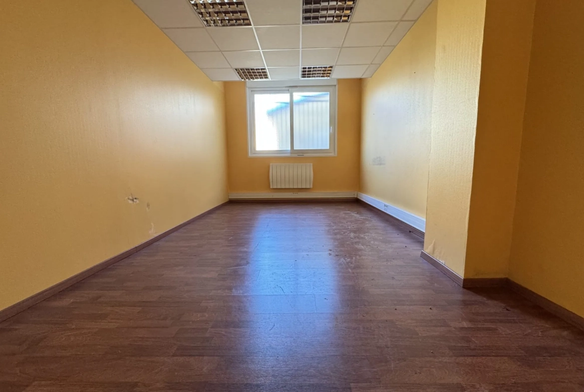 Local professionnel en centre-ville de Montluçon de 132 m² à vendre 