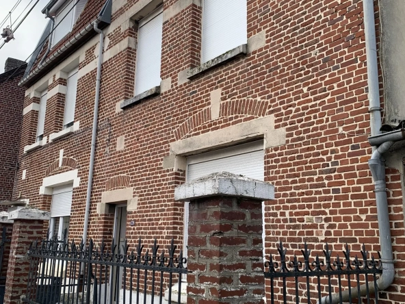 Maison 5 chambres avec garage et cour à Frévent - Immobilier résidentiel