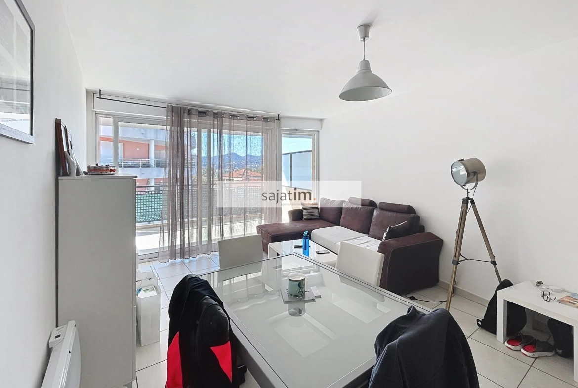 Bel appartement T2 de 51 m² avec terrasse à La Seyne-sur-Mer 