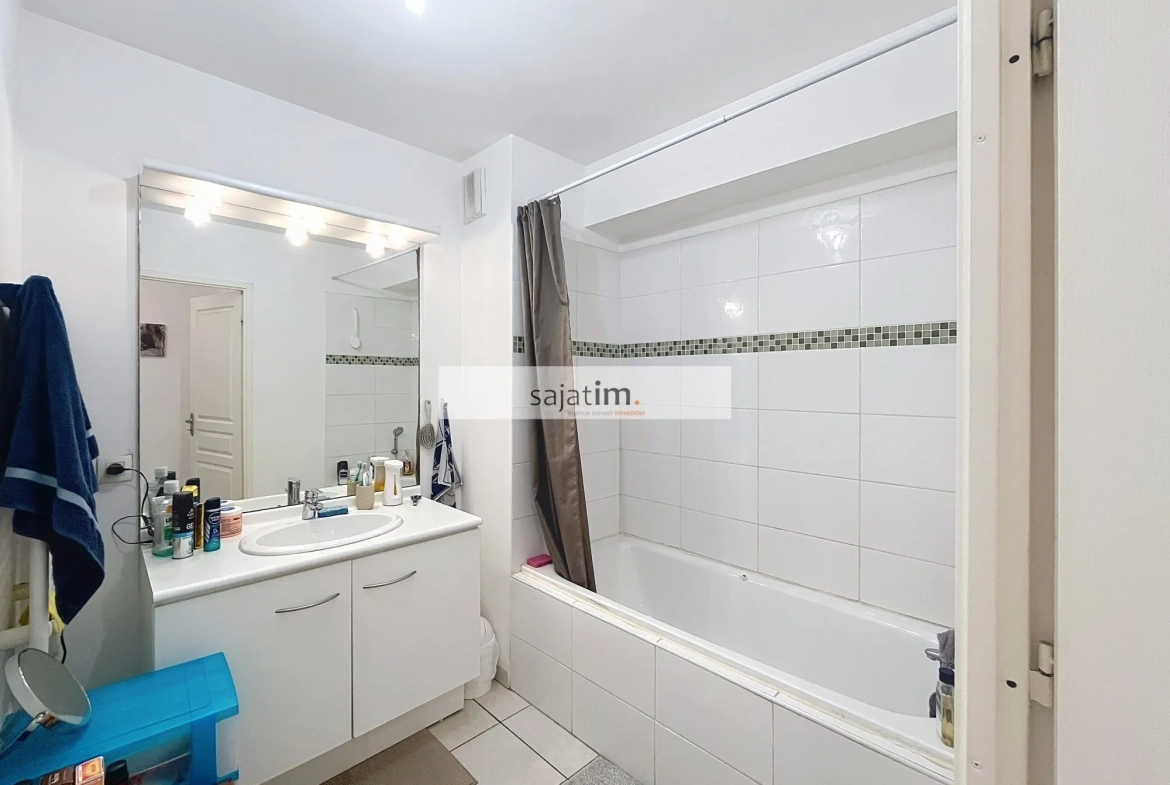 Bel appartement T2 de 51 m² avec terrasse à La Seyne-sur-Mer 