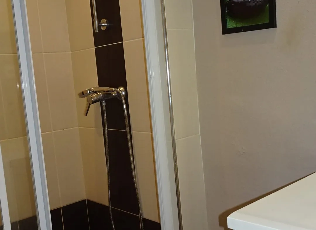 Appartement à vendre de 85 m² au centre de Le Chambon-Feugerolles avec garage et balcon 