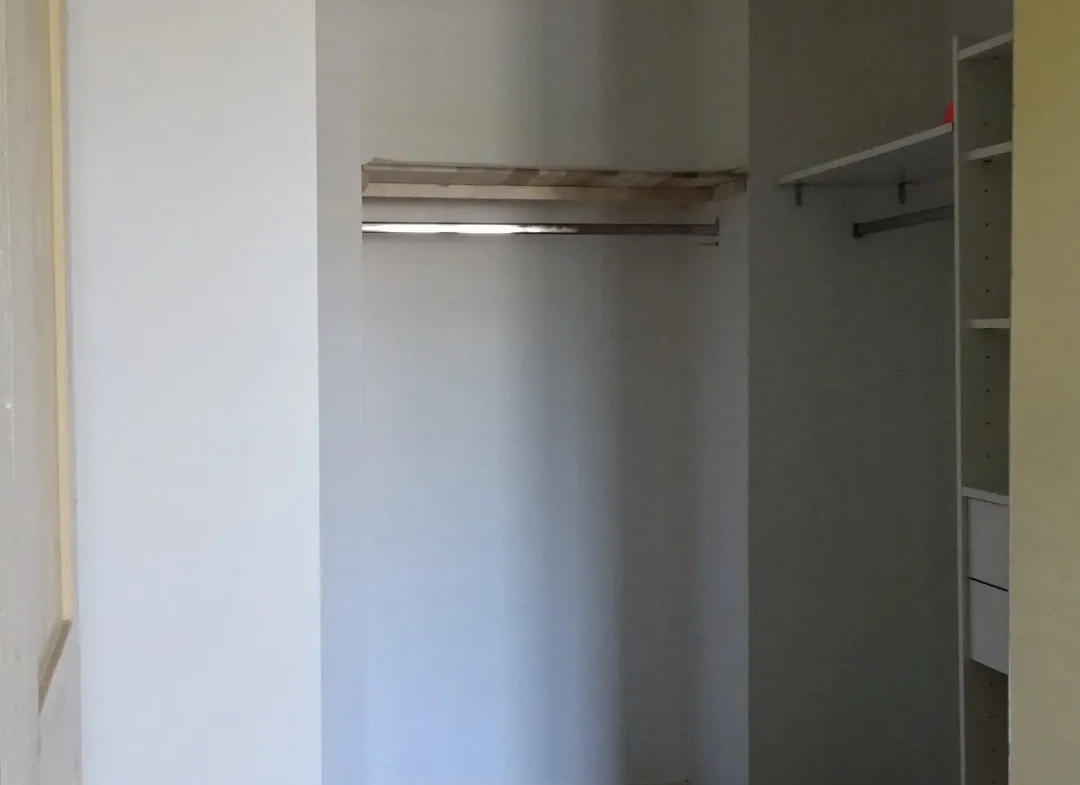 Appartement à vendre de 85 m² au centre de Le Chambon-Feugerolles avec garage et balcon 