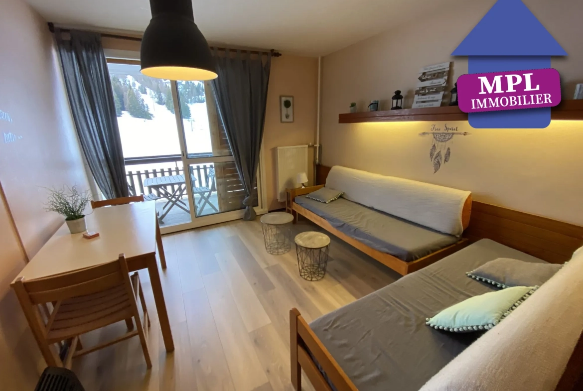 Charmant studio meublé de 26 m² avec terrasse à Dévoluy, vue montagne 
