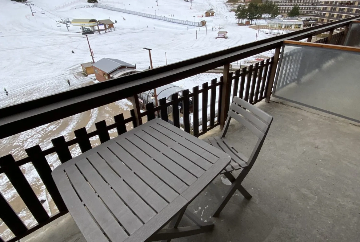 Charmant studio meublé de 26 m² avec terrasse à Dévoluy, vue montagne 