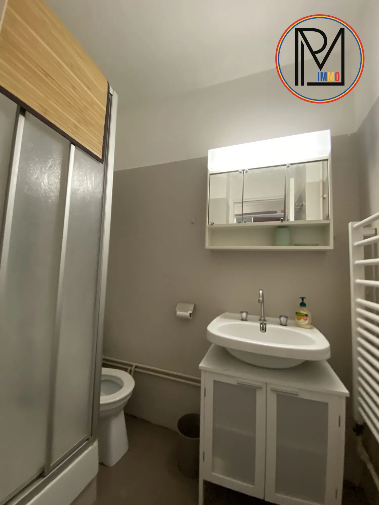 Charmant studio meublé de 26 m² avec terrasse à Dévoluy, vue montagne 