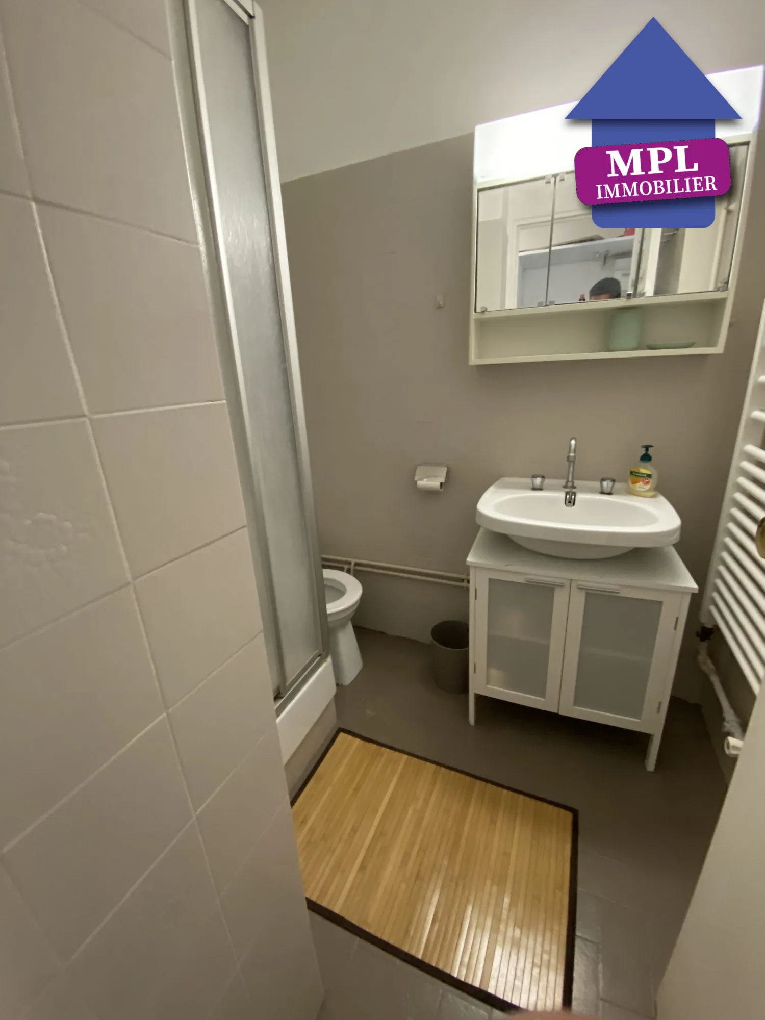 Charmant studio meublé de 26 m² avec terrasse à Dévoluy, vue montagne 