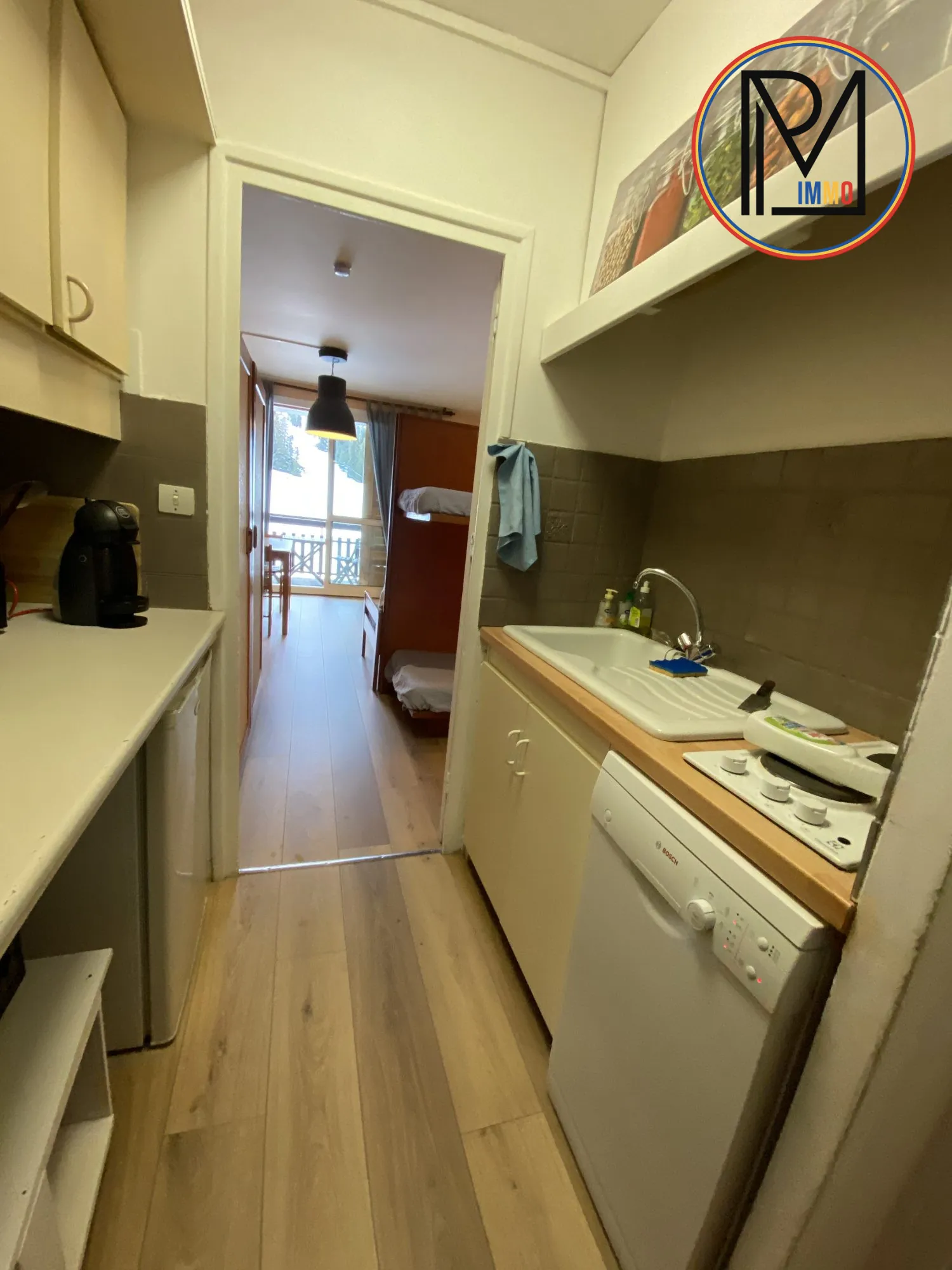 Charmant studio meublé de 26 m² avec terrasse à Dévoluy, vue montagne 