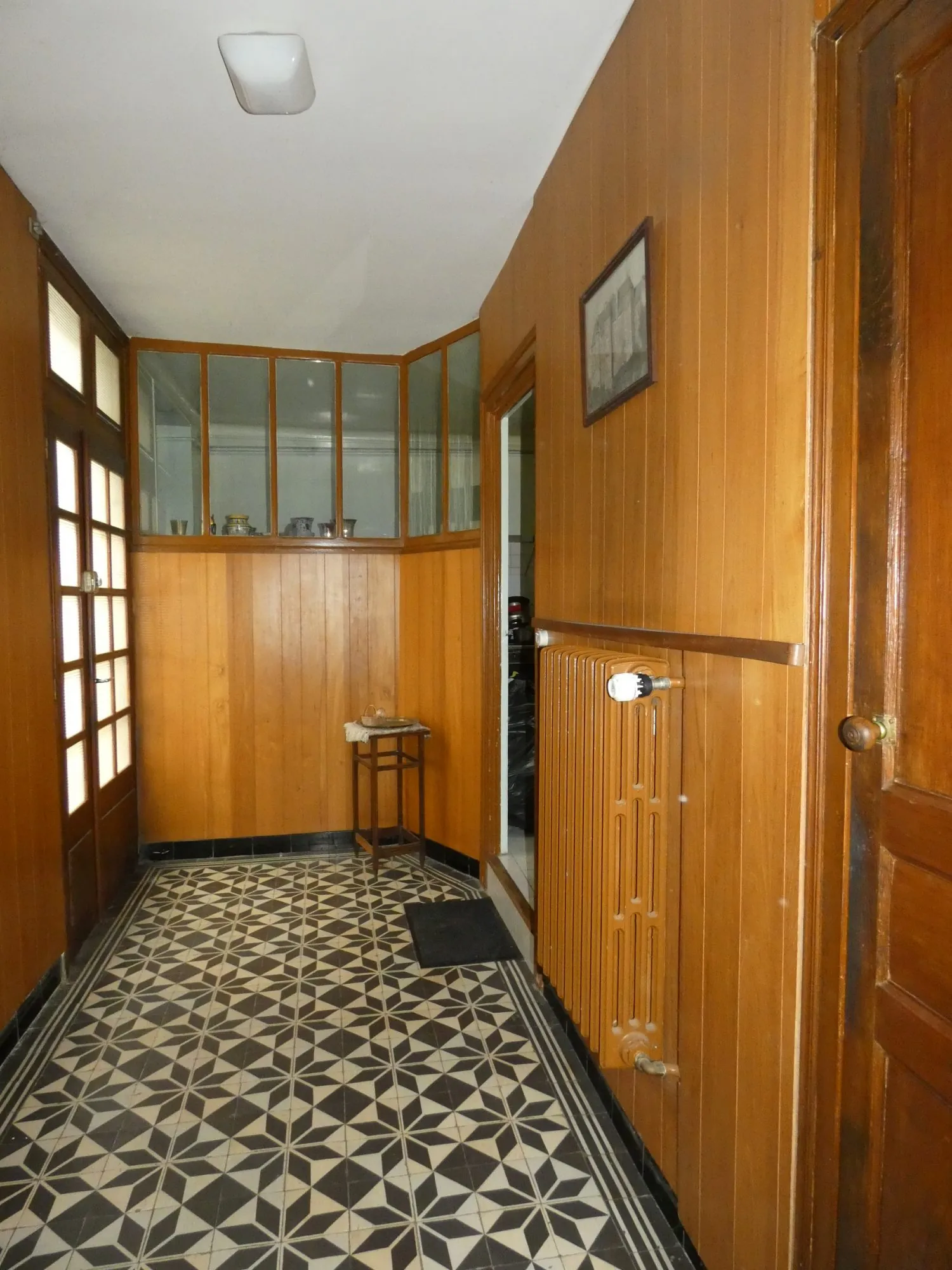 Grande maison de village avec jardin et garage à Jarnages 