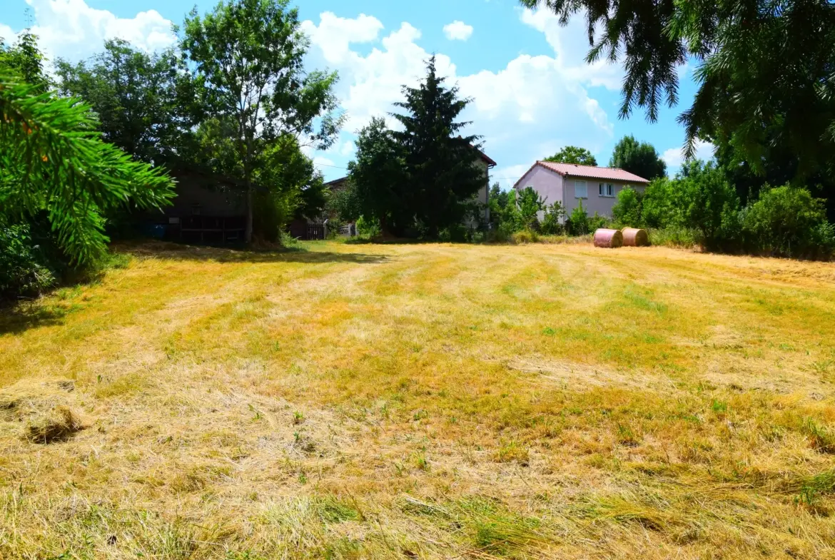 Maison à vendre à Vielprat en Ardèche avec terrain, garage et terrasse – Opportunité rare 