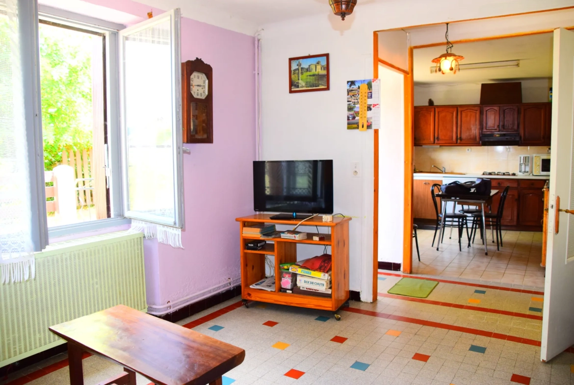 Maison à vendre à Vielprat en Ardèche avec terrain, garage et terrasse – Opportunité rare 