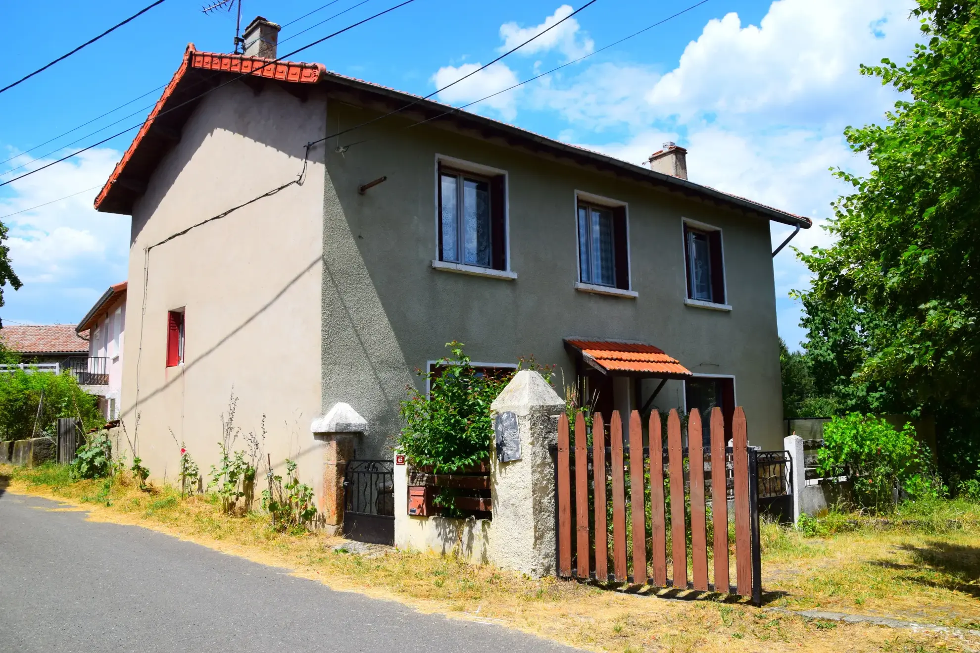 Maison à vendre à Vielprat en Ardèche avec terrain, garage et terrasse – Opportunité rare 