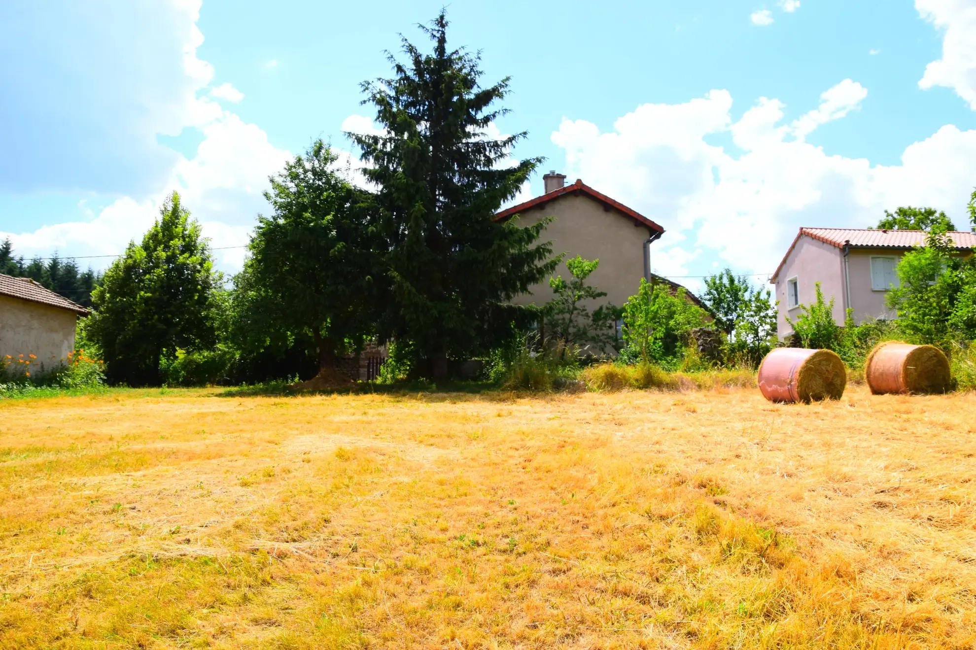 Maison à vendre à Vielprat en Ardèche avec terrain, garage et terrasse – Opportunité rare 