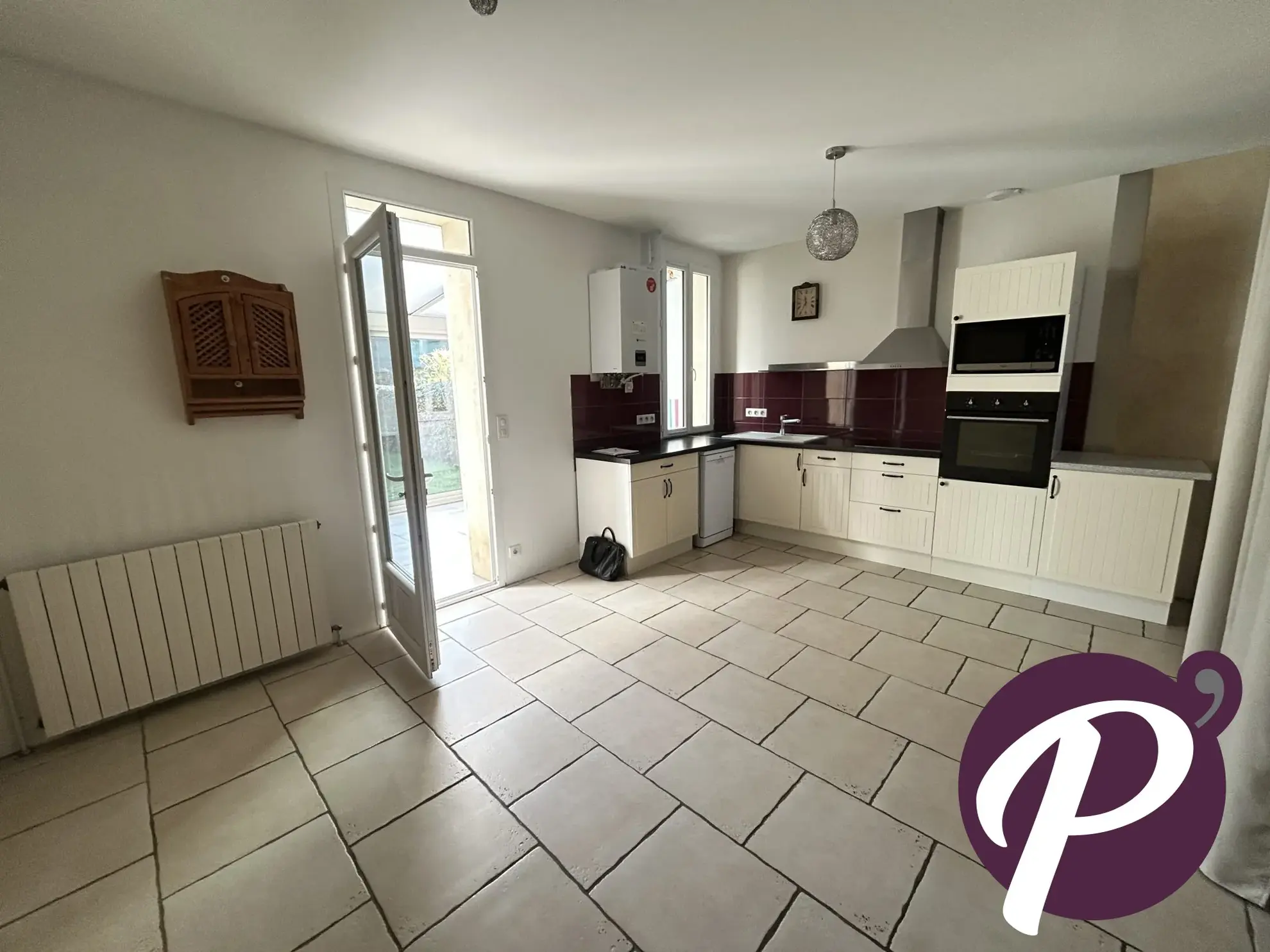 Maison à vendre à Bergerac proche du centre-ville avec jardin 