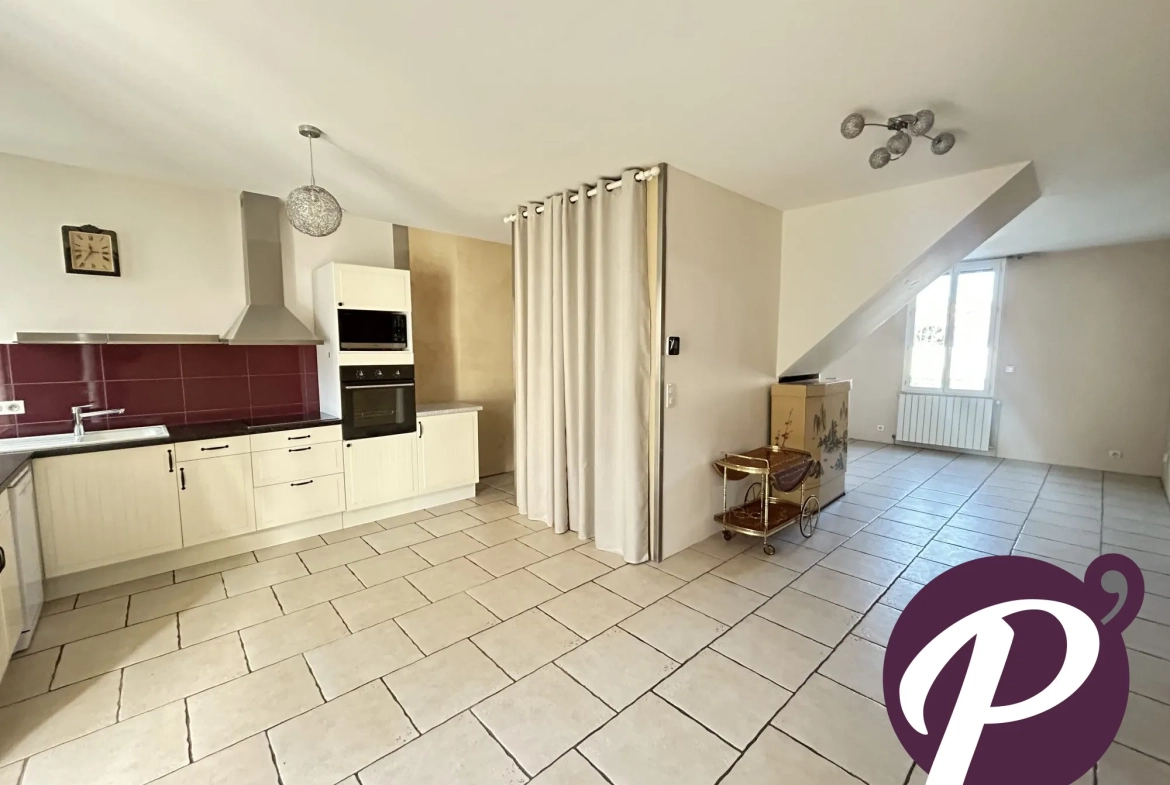 Maison à vendre à Bergerac proche du centre-ville avec jardin 