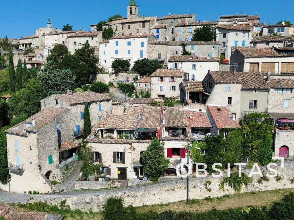 Magnifique maison de village avec vue panoramique en Haute Provence 