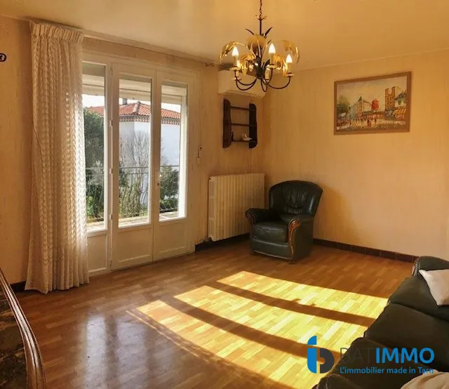 Maison individuelle avec jardin, balcon et stationnement à Labruguière 