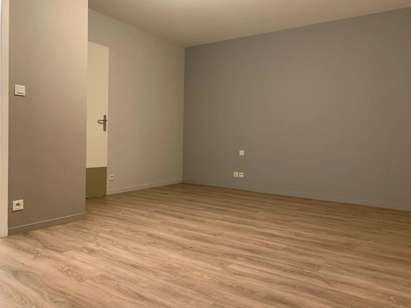 Vente d'un appartement rénové dans une résidence seniors à Château-Gontier-sur-Mayenne 