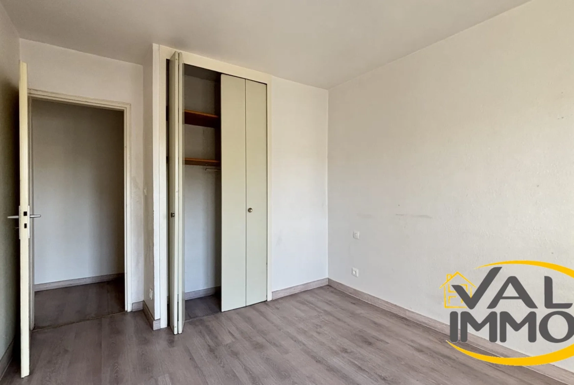 Appartement 5 pièces à Toulouse - Quartier Barrière de Paris, proche commodités 