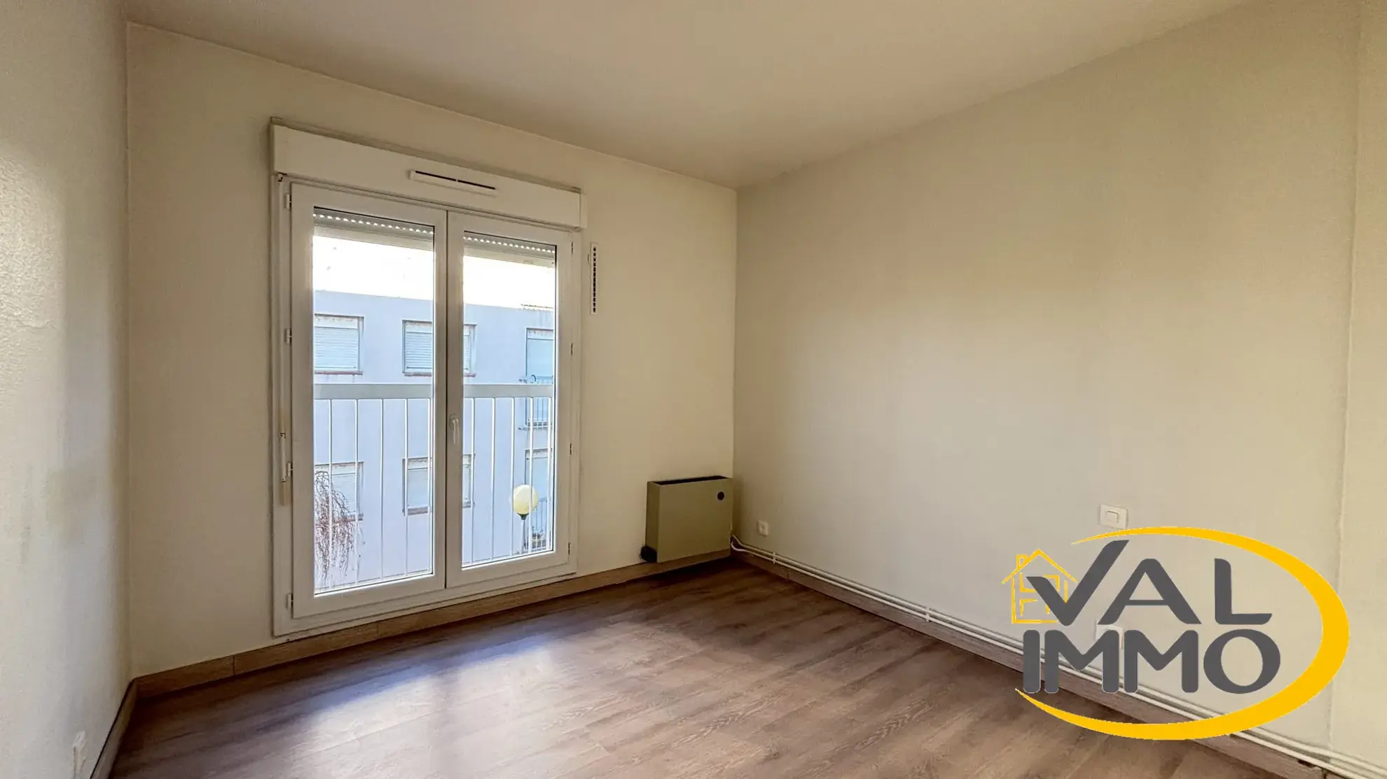 Appartement 5 pièces à Toulouse - Quartier Barrière de Paris, proche commodités 