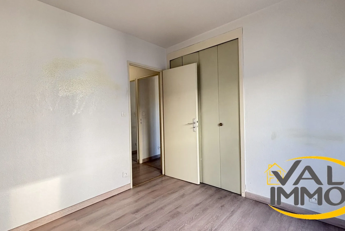 Appartement 5 pièces à Toulouse - Quartier Barrière de Paris, proche commodités 