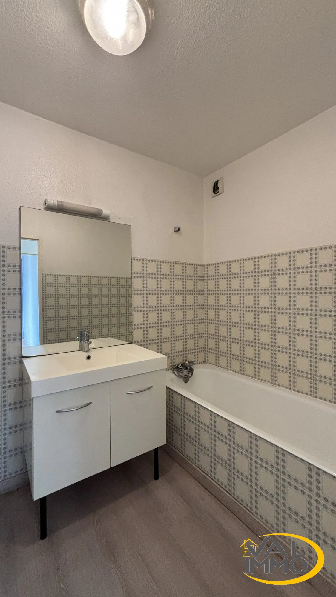Appartement 5 pièces à Toulouse - Quartier Barrière de Paris, proche commodités 