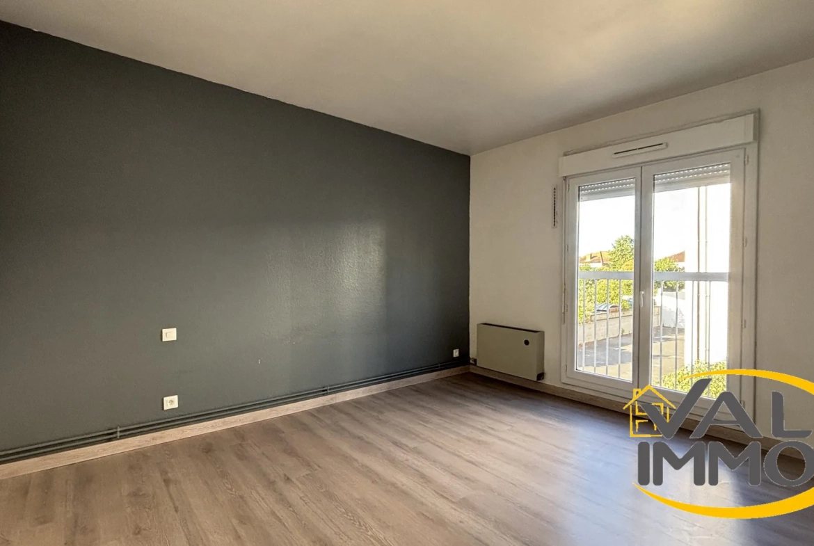 Appartement 5 pièces à Toulouse - Quartier Barrière de Paris, proche commodités 