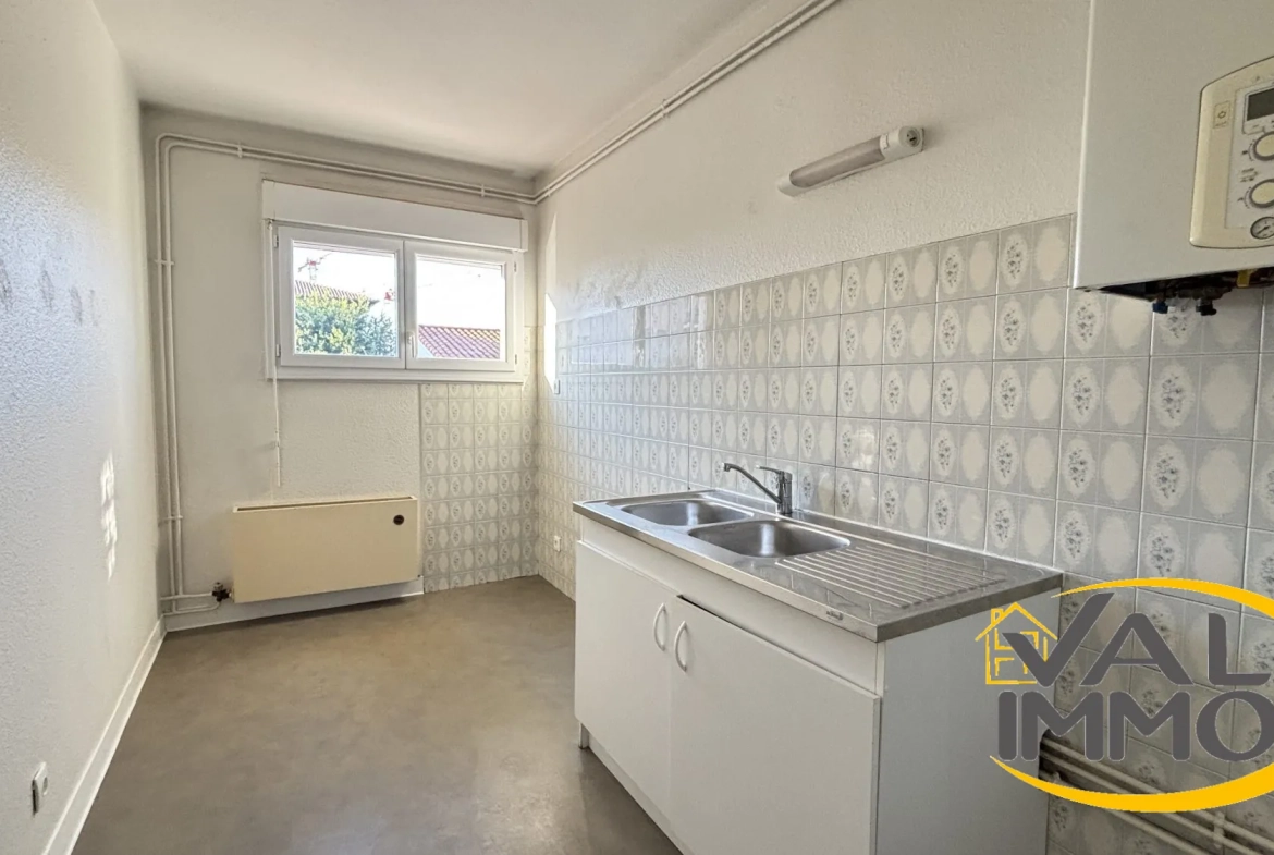 Appartement 5 pièces à Toulouse - Quartier Barrière de Paris, proche commodités 