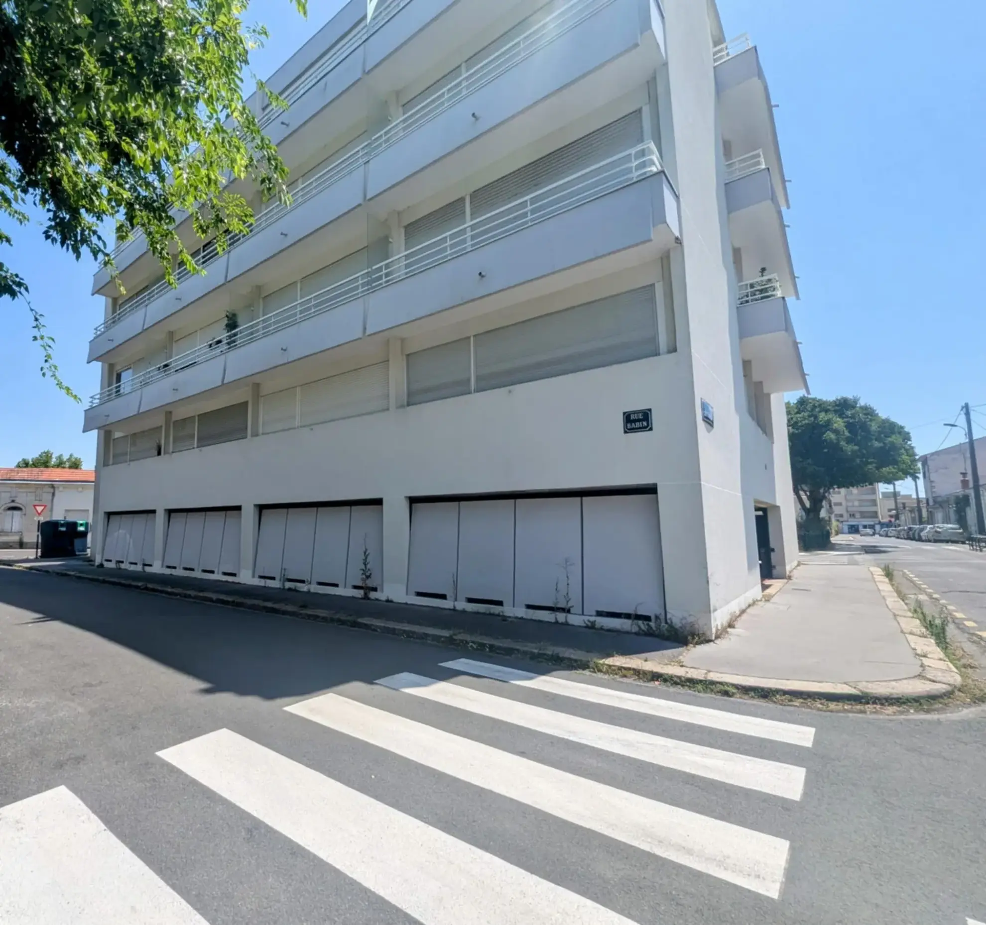 Façade extérieur  Studio lumineux avec parking sécurisé à Bordeaux - Idéal investissement ou résidence secondaire 