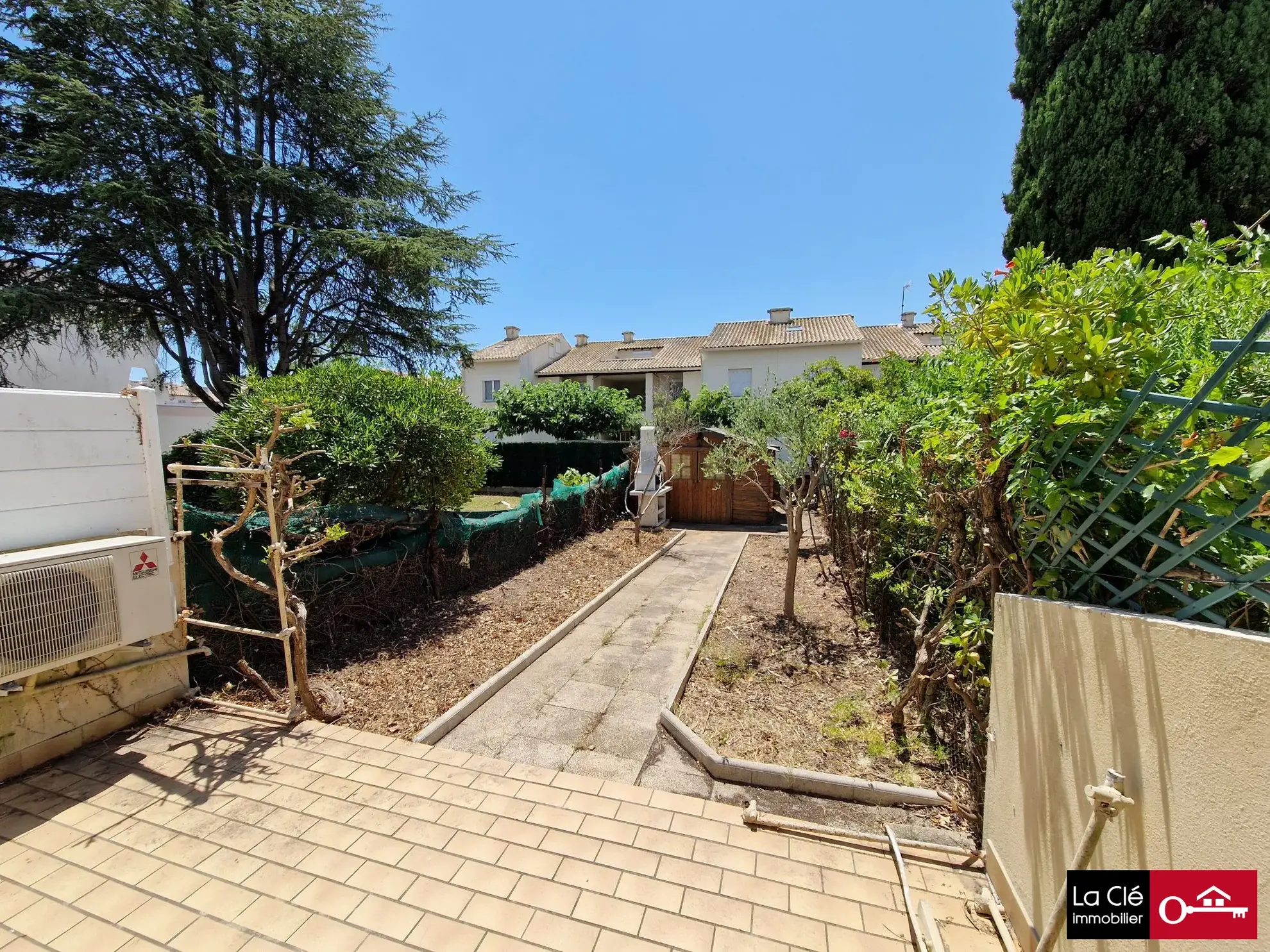 Appartement 2 pièces en rez-de-jardin avec jardin privé au Grau-du-Roi 