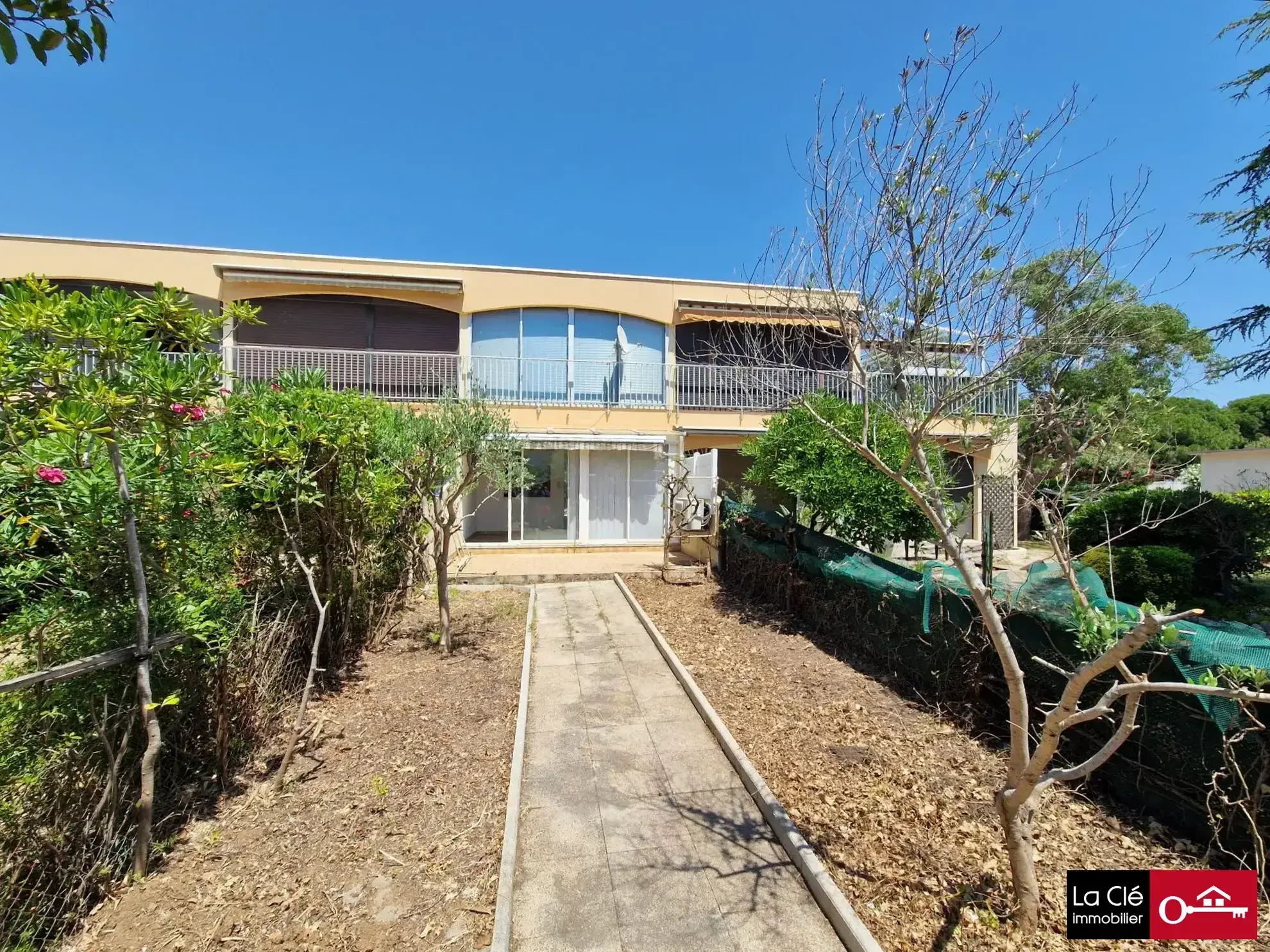 Appartement 2 pièces en rez-de-jardin avec jardin privé au Grau-du-Roi 