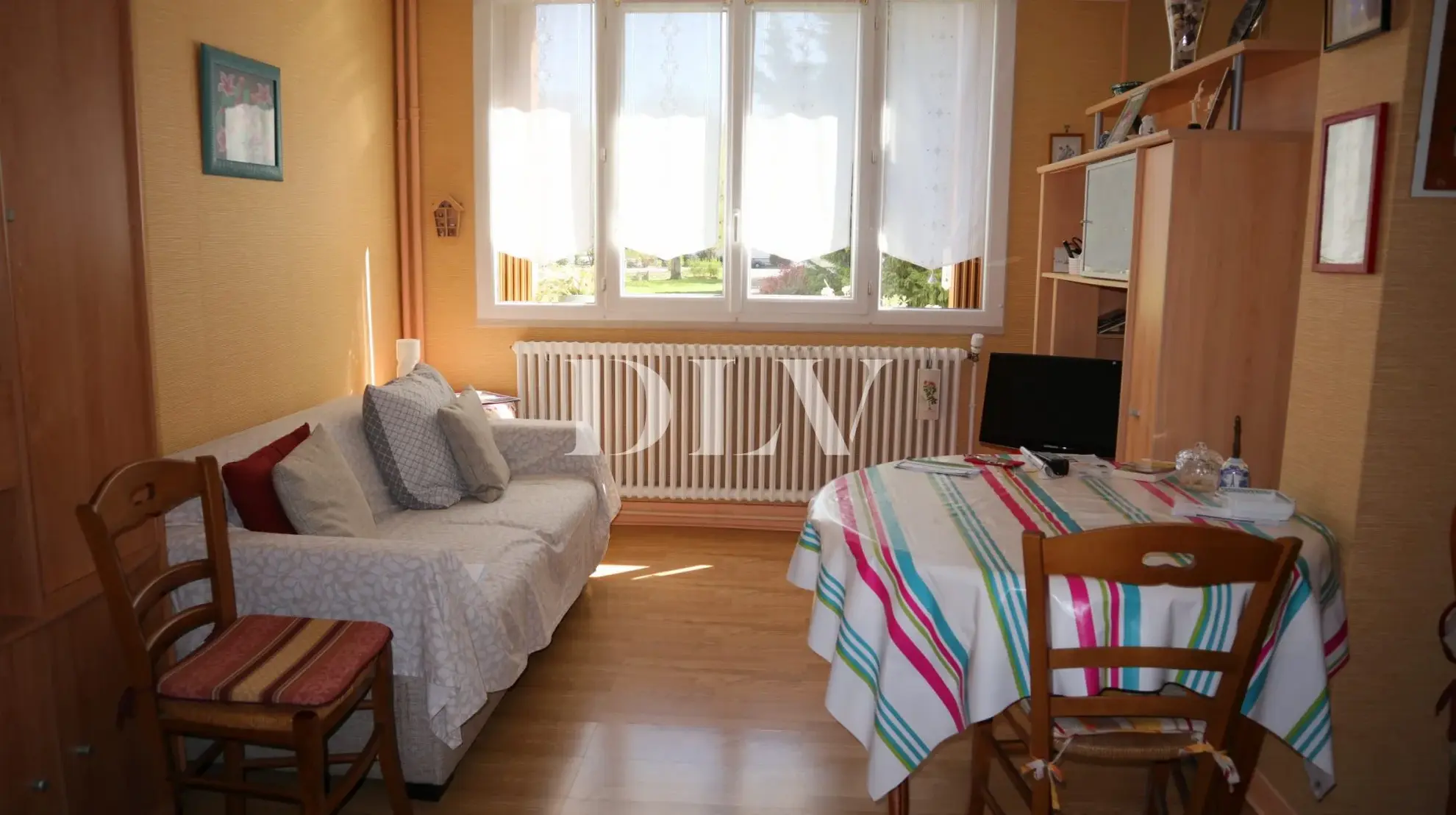 Appartement F2 de 50,65 m² à Avon avec parking, cave et proximité gare 