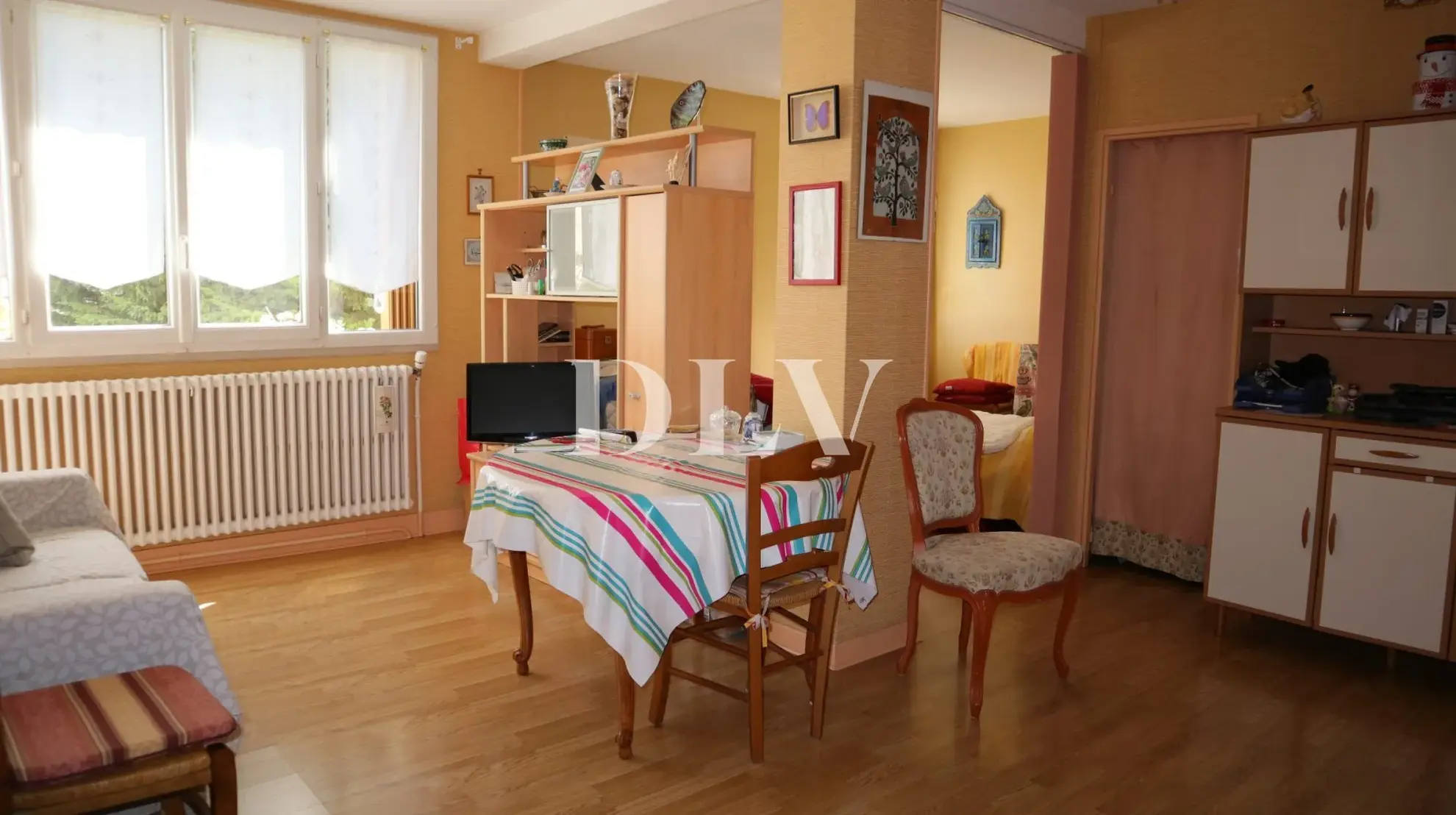 Appartement F2 de 50,65 m² à Avon avec parking, cave et proximité gare 