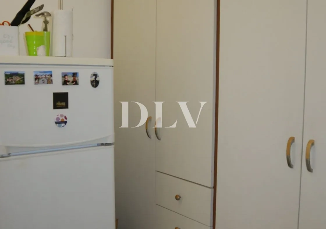 Appartement F2 de 50,65 m² à Avon avec parking, cave et proximité gare 