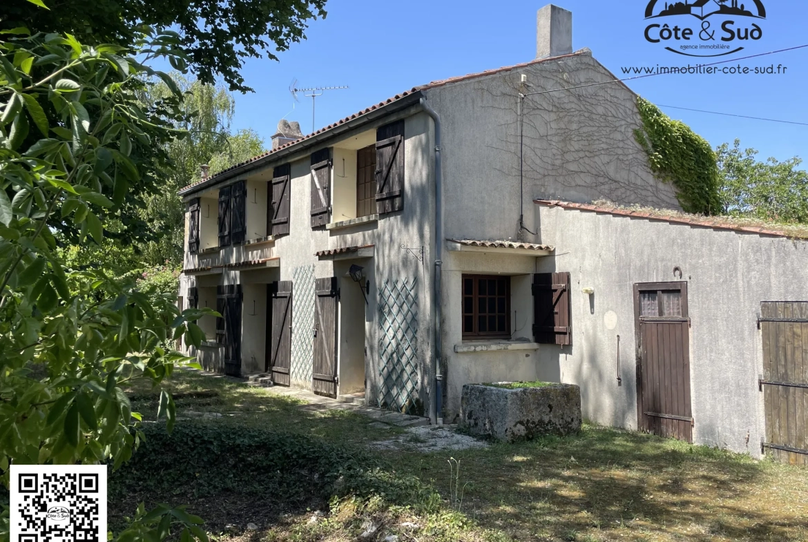 Maison à rénover avec potentiel à Aigrefeuille d'Aunis - 1800 m² de terrain 