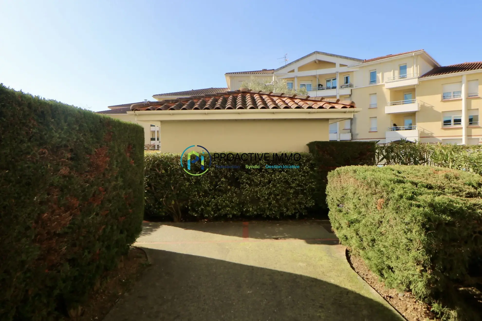 Appartement T2 avec jardin, parking et piscine à Plaisance-du-Touch 