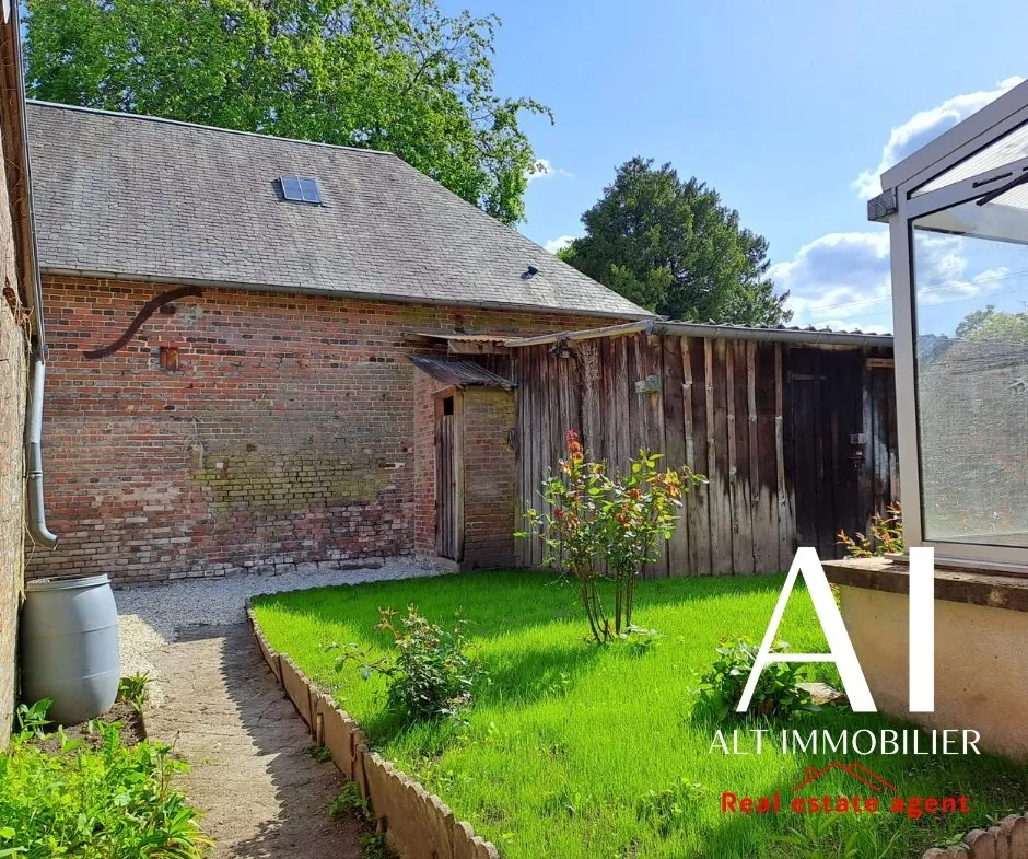 Maison en pierres avec jardin et garage à Briouze, Normandie 