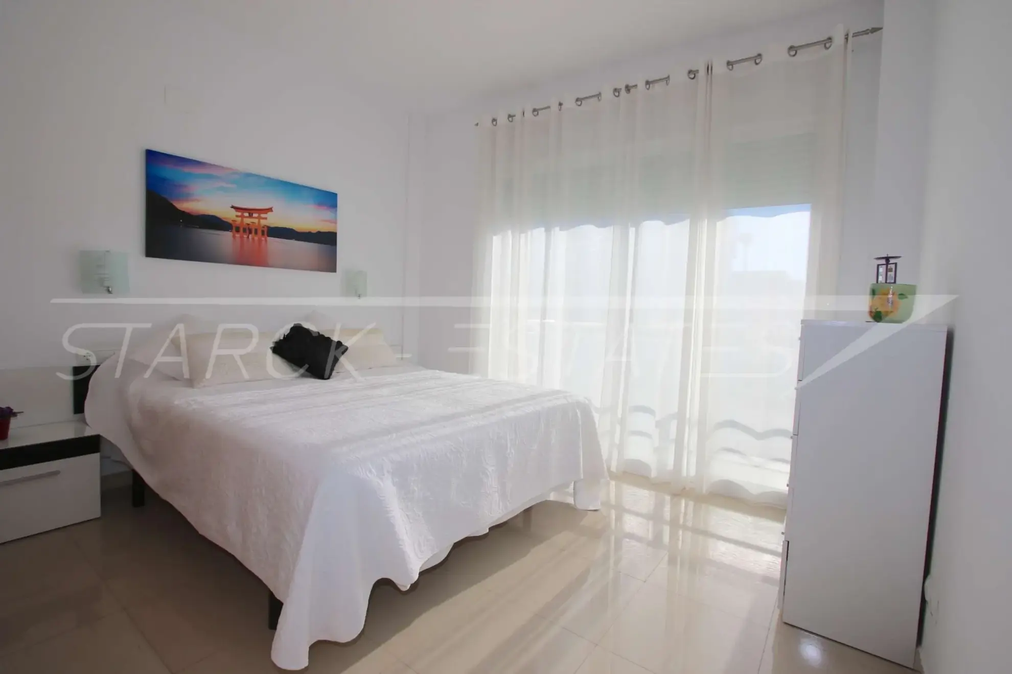 Vente d'un appartement lumineux de 85 m² à Oliva avec balcon et vue panoramique 