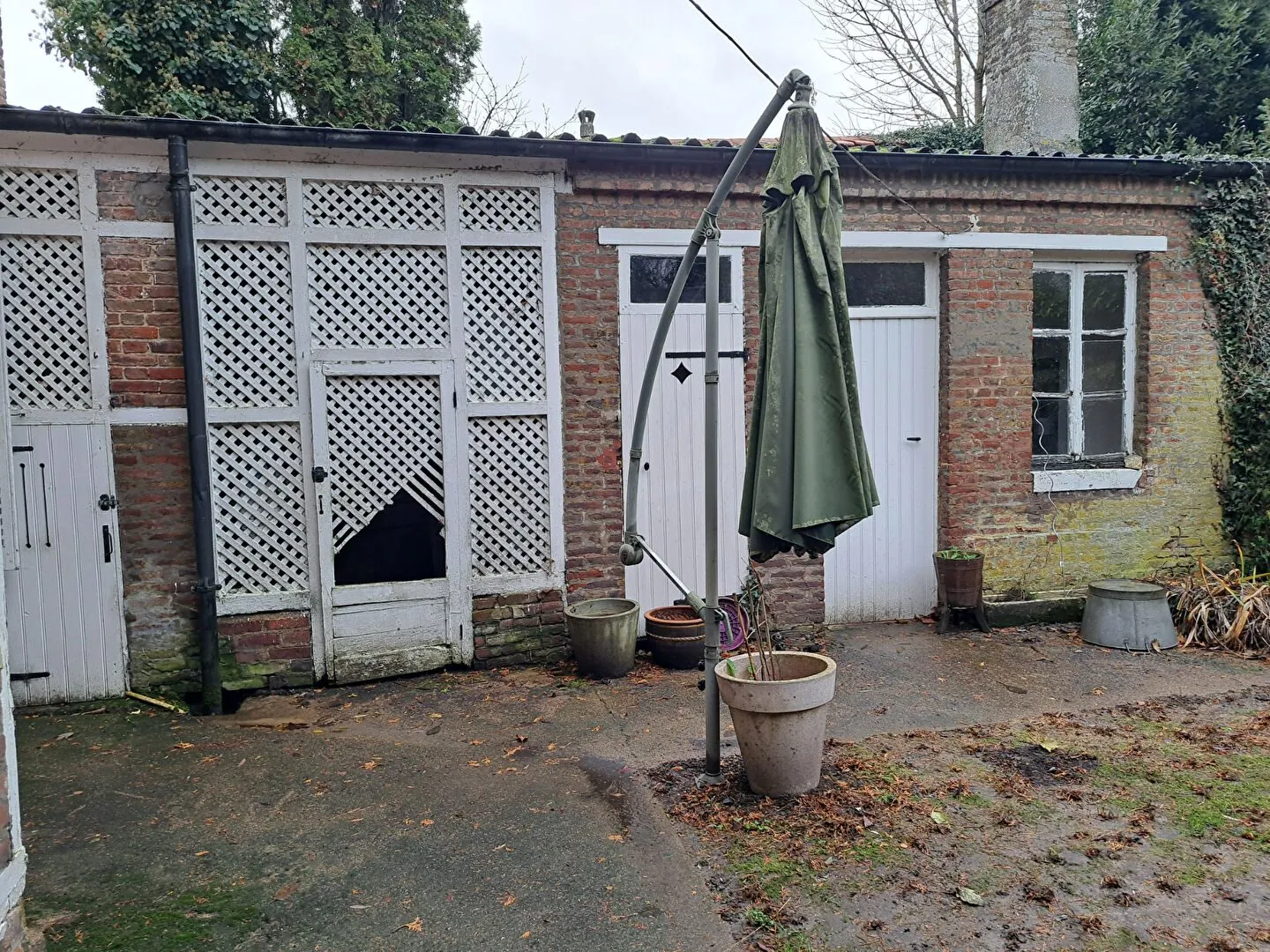 Maison de caractère à rénover à Port-le-Grand, proche de la Baie de Somme 