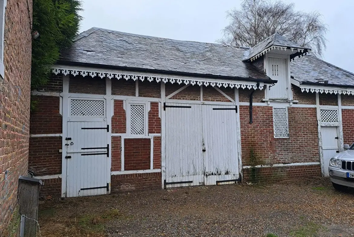 Maison de caractère à rénover à Port-le-Grand, proche de la Baie de Somme 