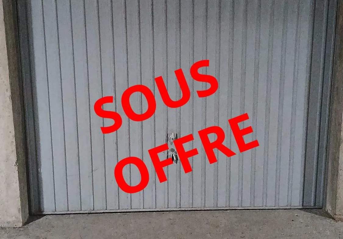 Garage sécurisé de 13 m² en hyper centre de Firminy 