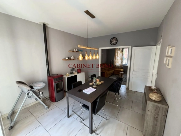Maison familiale avec 4 chambres au centre de Chauny