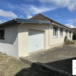 Maison à vendre à Avord de 91,16 m² avec terrain et garage