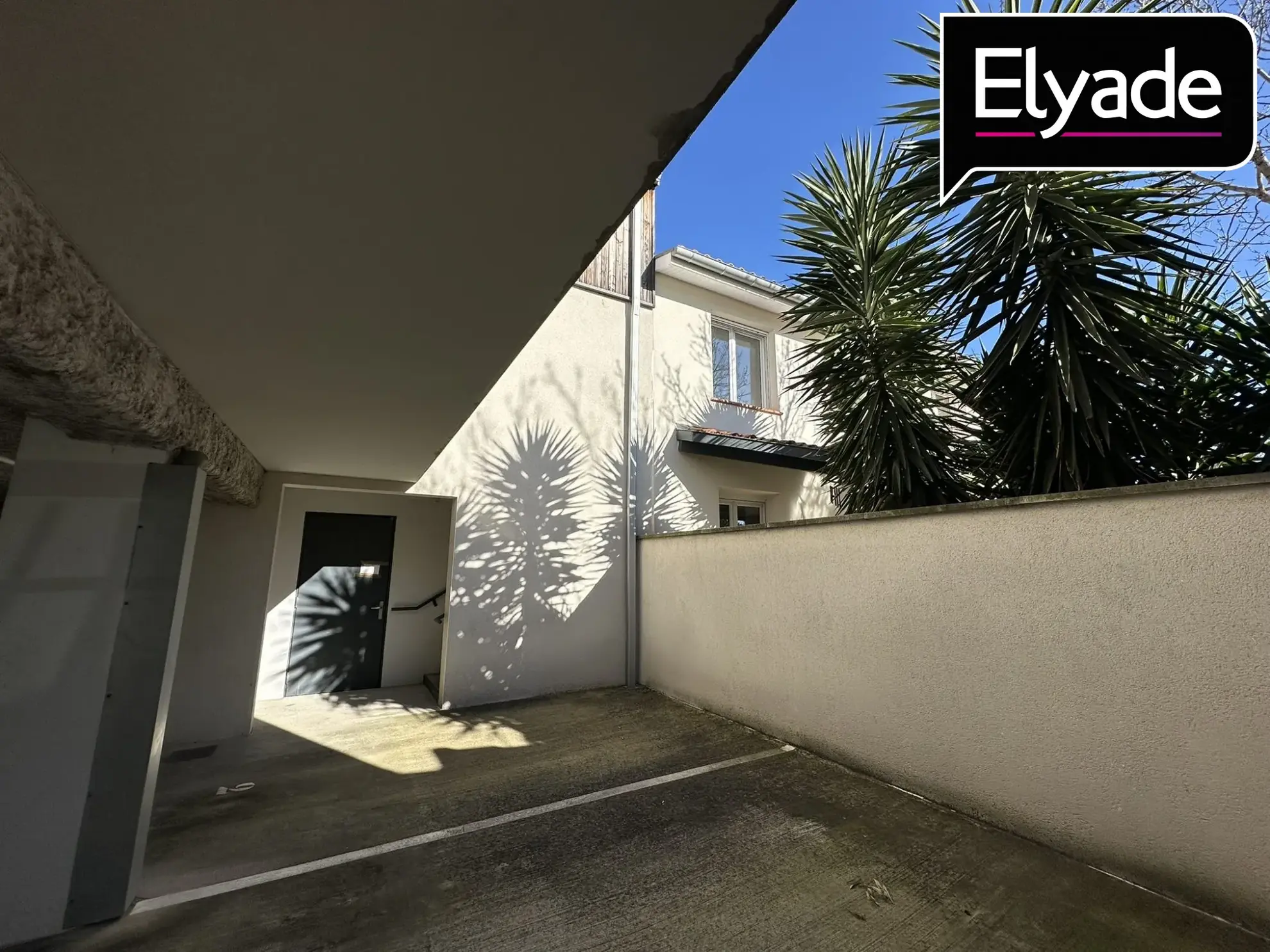 À vendre - Studio de 28,7 m² avec jardin à Toulouse (31400) 