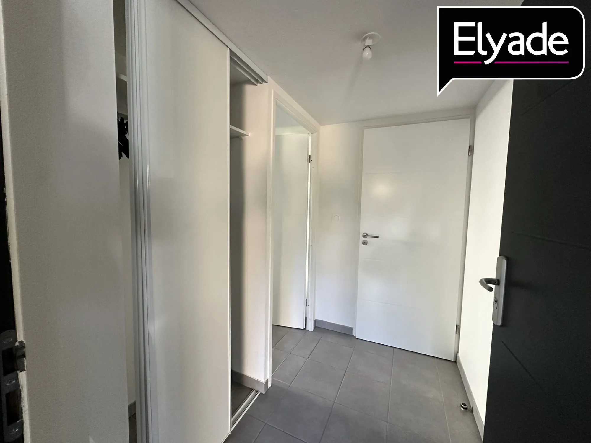 À vendre - Studio de 28,7 m² avec jardin à Toulouse (31400) 