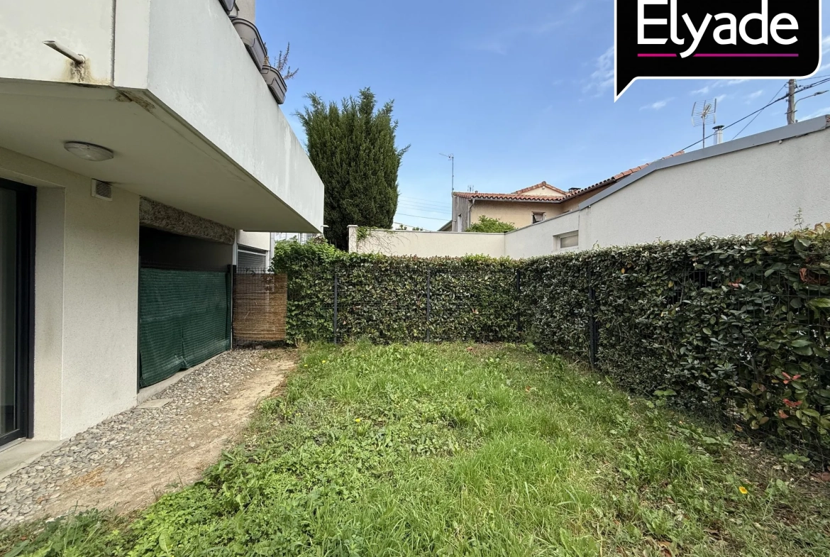 À vendre - Studio de 28,7 m² avec jardin à Toulouse (31400) 