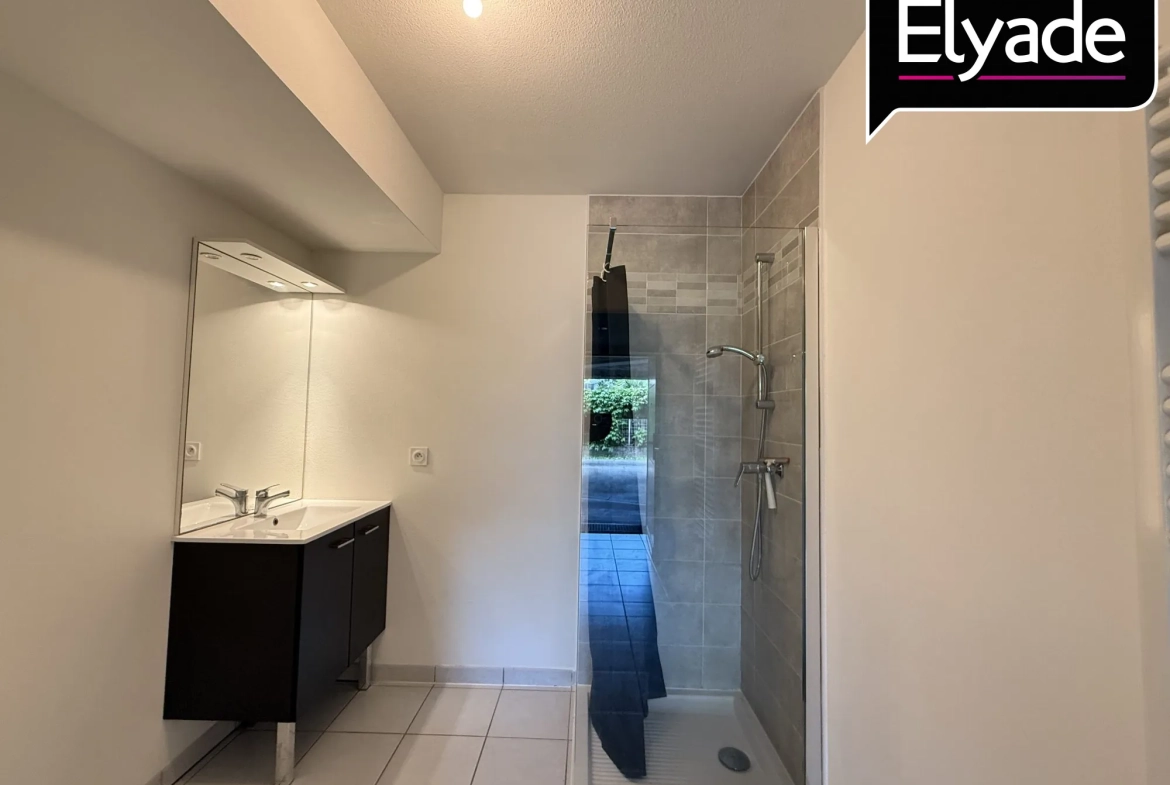 À vendre - Studio de 28,7 m² avec jardin à Toulouse (31400) 