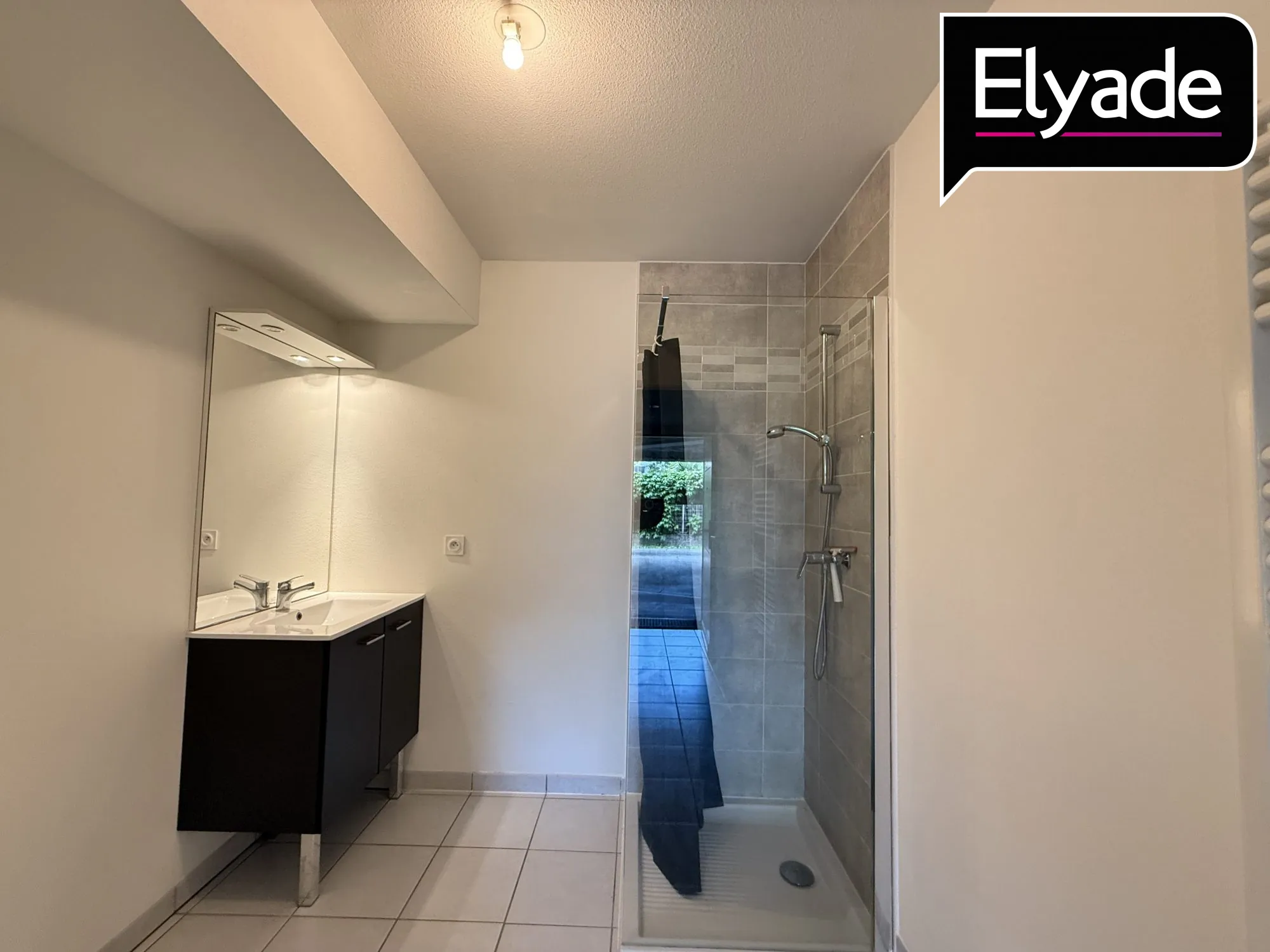 À vendre - Studio de 28,7 m² avec jardin à Toulouse (31400) 