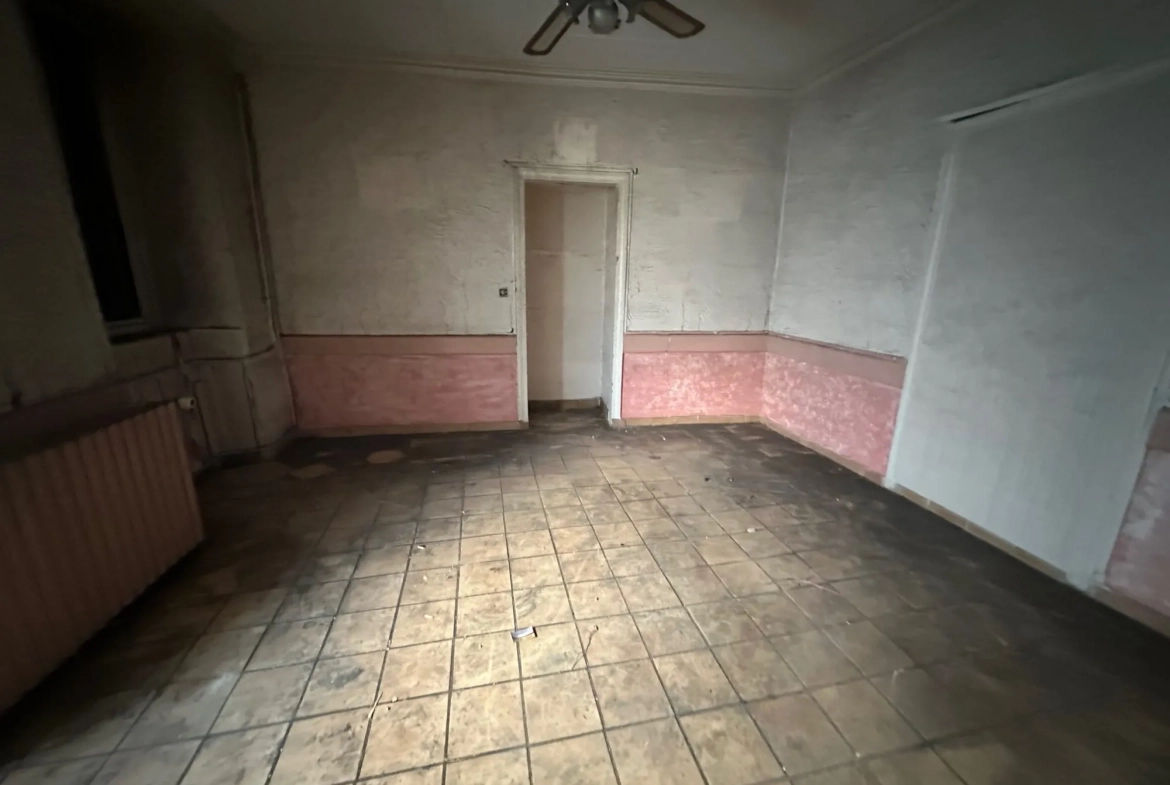 Maison à vendre à Izeaux - Grand potentiel avec travaux à prévoir 
